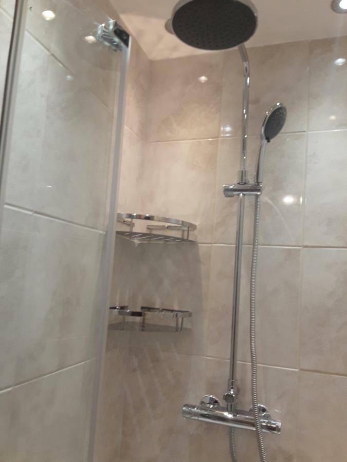 Exclusive Rooms Londres Exterior foto
